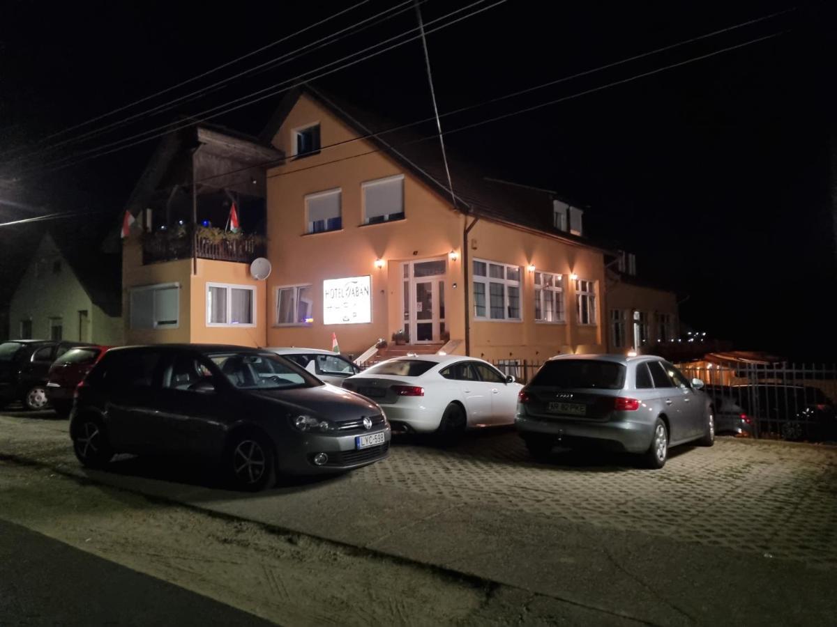 Taban Vendeghaz Balatonlelle住宿加早餐旅馆 外观 照片
